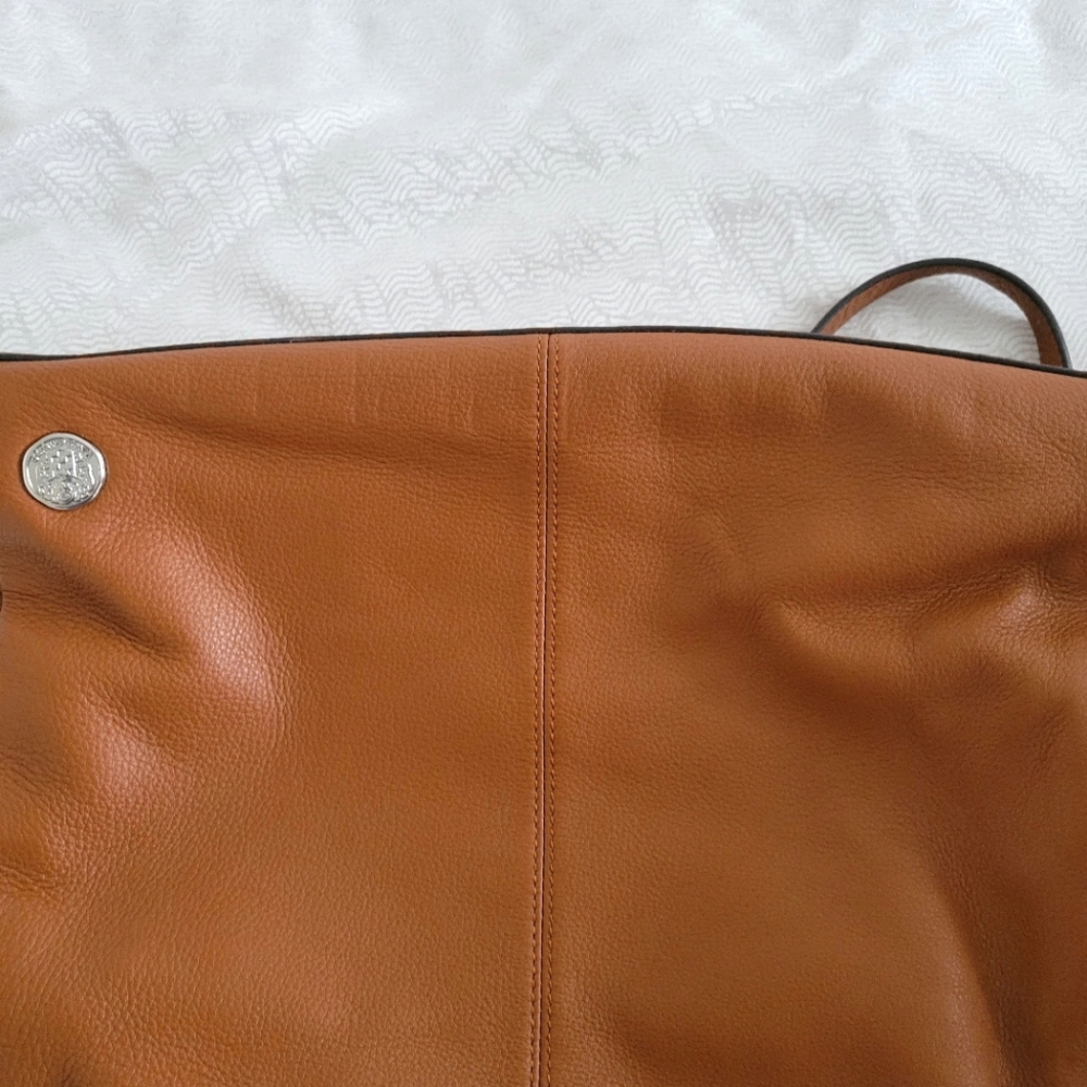 NWT Vince Camuto NWT Nadja Leather Hobo Brown Shoulder Crossbody Handbag - Picture 7 of 10